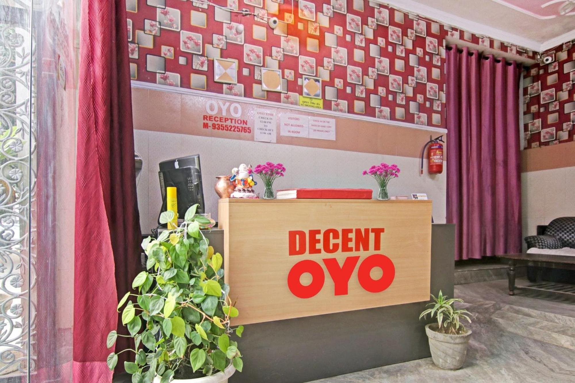 Flagship Hotel Decent Stay Near Pvr Vikaspuri Delhi Nowe Delhi Zewnętrze zdjęcie